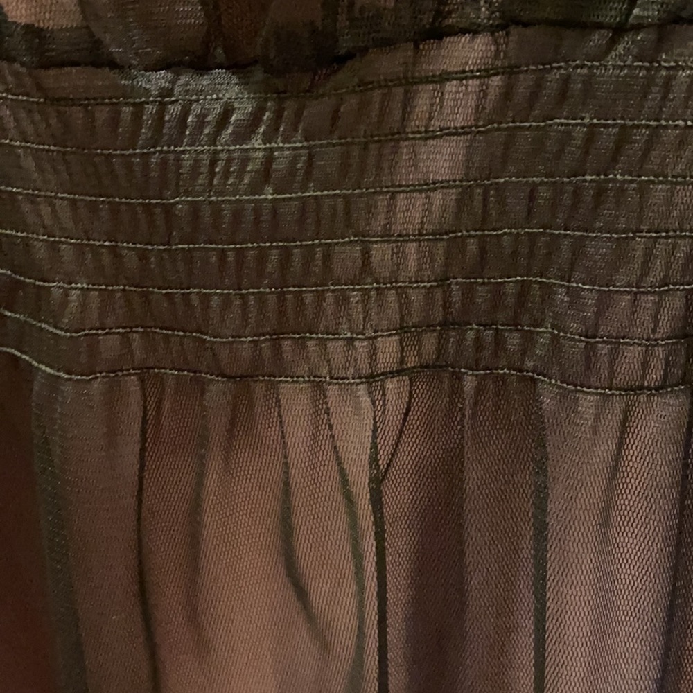 New Karen Kane sheer black mixed greens lace top M - Picture 9 of 11